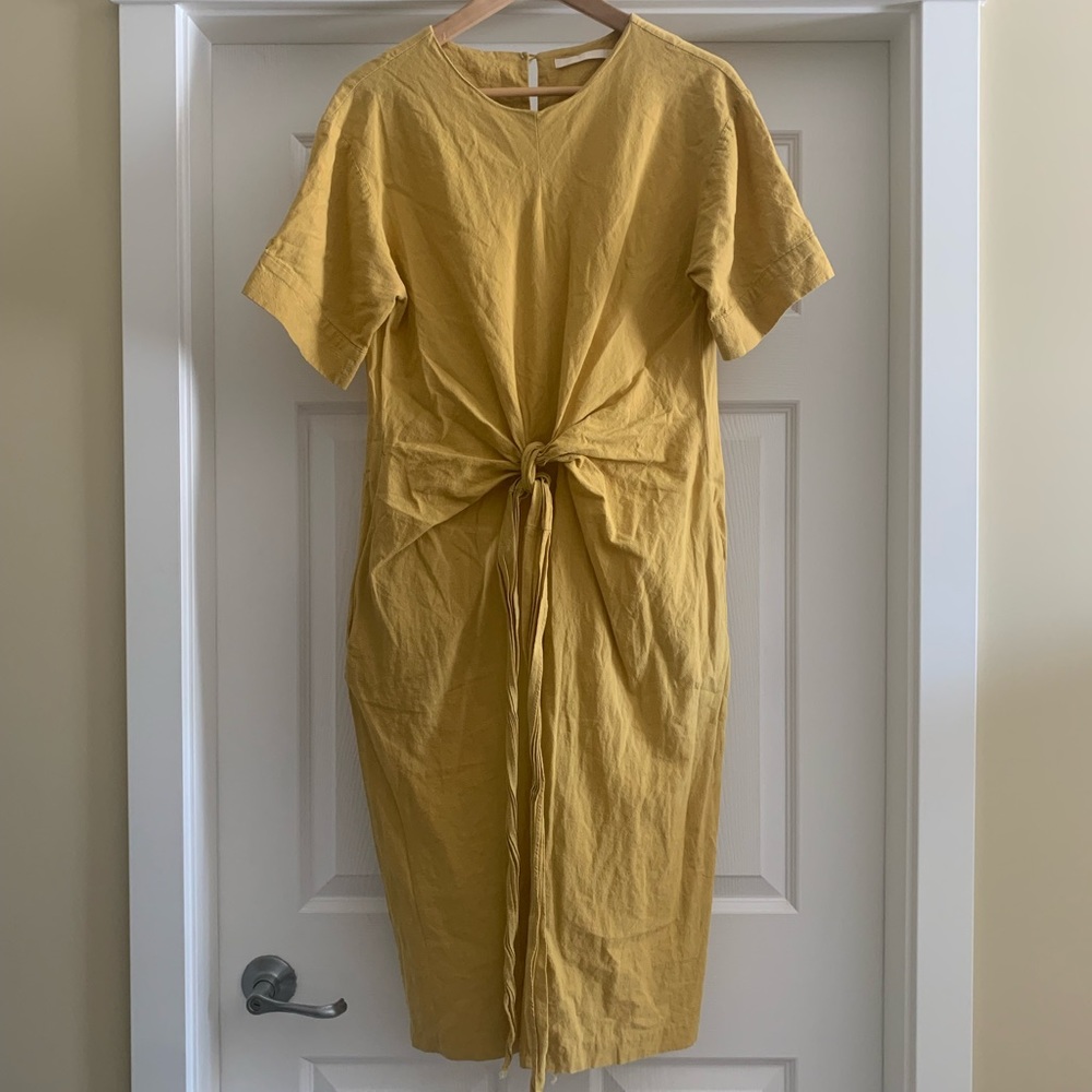 Boutique flattering dress